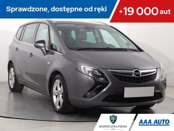 Opel Zafira C Tourer 2.0 CDTI ECOTEC 110KM 2015 Opel Zafira 2.0 CDTI, Salon Polska, Serwis ASO