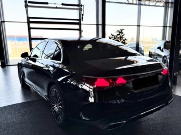 Mercedes Klasa E W214 Sedan 2.0 220d 197KM 2025 E Klasa 220 d 4-Matic AMG 2.0 (197KM) 2025, zdjęcie 4