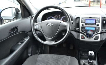 Hyundai i30 I 2011 Hyundai i30 Bezwypadkowy - Niski przbieg - 1 wlasciciel - OPLACONY 1.4, zdjęcie 4
