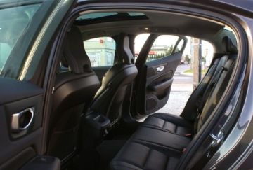 Volvo S60 III 2023 Volvo S60 2.5 T5 254kM, zdjęcie 11
