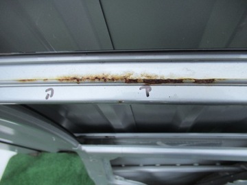 HYUNDAI ix20 DRZWI PRAWY TYŁ ORYGINAŁ SREBRNE