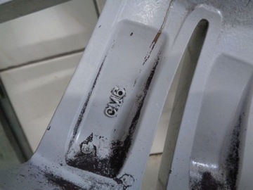 VW ЛЕГКОСПЛАВНЫЕ ДИСКИ 3C0601025AF 7Jx16H2 ET45 5x112