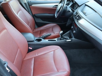 BMW X1 E84 Crossover sDrive18d 143KM 2010 BMW X1 sDrive18d, Klima, Klimatronic, zdjęcie 8