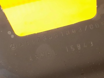 MERCEDES-BENZ V TŘÍDA W447 VÝZTUHA PÁSY PŘEDNÍ A4478801003