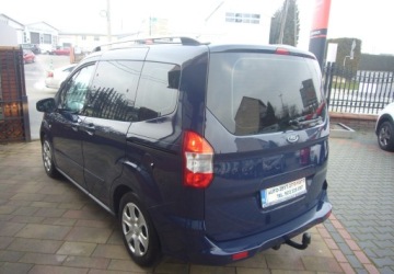 Ford Tourneo Courier I Mikrovan 1.5 TDCi 75KM 2017 Ford Tourneo Courier Ford Tourneo Courier Salon PL - serwis 1.5 Diesel 75KM, zdjęcie 7