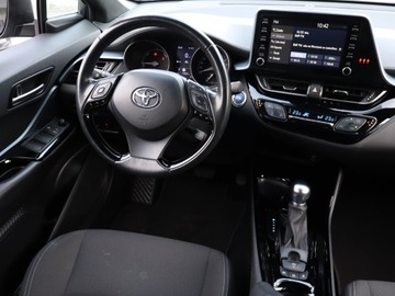 Toyota C-HR I Crossover Facelifting 1.8 Hybrid 122KM 2021 Toyota C-HR 1.8 Hybrid, Salon Polska, Automat, zdjęcie 6