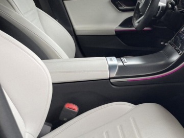 Mercedes Klasa C W206 2025 C Klasa 220 d 4-Matic AMG Estate 2.0 (197KM) 2025, zdjęcie 5