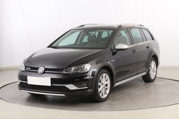 Volkswagen Golf VII Variant Alltrack 1.8 TSI BlueMotion Technology 180KM 2016 VW Golf 1.8 TSI, Salon Polska, Serwis ASO, 4X4, zdjęcie 1