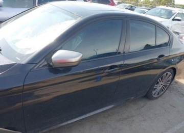 BMW Seria 5 G30-G31 2019 BMW Seria 5 2019, 4.4L, 4x4, M550I, od ubezpieczalni, zdjęcie 2