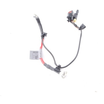 MERCEDES W204 KABEL AKUMULÁTORU PLUS A2045409813