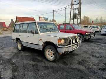 Mitsubishi Pajero I 1988 Mitsubishi Pajero 2.5D 84km 88r 4x4 7 os, zdjęcie 3