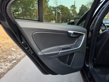 Volvo S60 II Sedan Facelifting 2.0 D2 DRIVE-E 120KM 2015 Volvo S60 Volvo S60 2.0 R-Desing Skory Harman Kardon Super Stan 2.0, zdjęcie 21