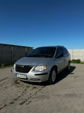 Chrysler Voyager V Grand Voyager 2.8 CRD 150KM 2007 CHRYSLER VOYAGER 2.8 Crdi Diesel 150KM 2007r 7 osobowy, zdjęcie 1