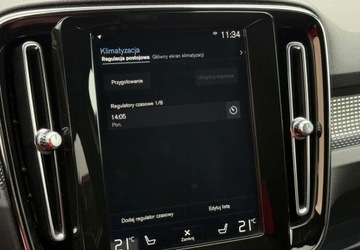 Volvo XC40 Crossover 2.0 T5 247KM 2018 Volvo XC 40 Salon PL FV23 RDesign Panorama Martwe Pole CarPlay AndroidAuto, zdjęcie 16