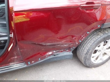 Jeep Grand Cherokee V 2023 Jeep Grand Cherokee Limited 4x4, benzyna 3.6L, 293 KM, od ubezpieczalni, zdjęcie 9