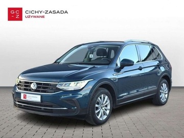 Volkswagen Tiguan II SUV Facelifting 2.0 TDI 150KM 2022 Volkswagen Tiguan Bezwypadkowy Salon Polska Serwisowany ASO 2.0 Diesel