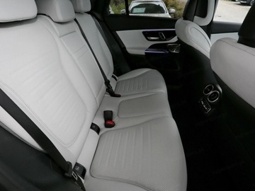 Mercedes GLC C254/X254 2025 MERCEDES-BENZ GLC 300 e 4-Matic AMG Line 2.0 (360KM) 2025, zdjęcie 11