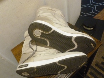 ADIDAS NEO-R-40-WKL-24.5CM.