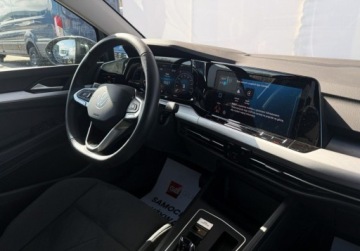 Volkswagen Golf VIII Hatchback 1.5 eTSI EVO mHEV 150KM 2024 Volkswagen Golf Variant 1.5 eTSI mHEV 150KM DSG Life Salon PL I-wszy wlasc, zdjęcie 28