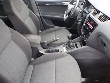 Skoda Octavia III Liftback Facelifting 1.5 TSI ACT 150KM 2018 Skoda Octavia 1.5 TSI, Salon Polska, Klima, zdjęcie 8