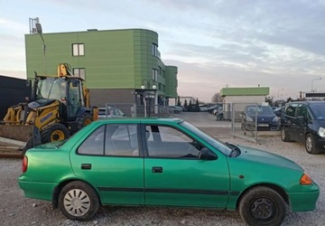 Suzuki Swift III Sedan 1.3 i 68KM 1998 Suzuki Swift Suzuki Swift 1.3 Benzyna 68KM, zdjęcie 4