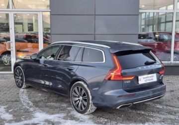 Volvo V60 II  2022 Volvo V60 2.0 MHEV 197KM Inscription Getr FV23 Salon PL Serwis ASO Gwaranc, zdjęcie 6