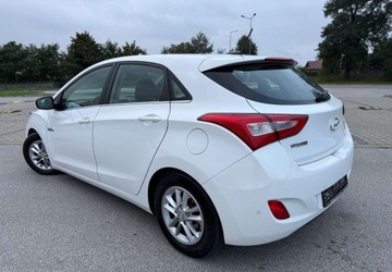 Hyundai i30 II Hatchback 3d 1.6 GDI 135KM 2013 Hyundai i30 Hyundai i30 blue 1.6 GDI YES Gold 1.6 Benzyna 135KM, zdjęcie 14