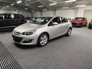 Opel Astra J GTC 1.4 Turbo ECOTEC 140KM 2013 Opel Astra J 1.4 Turbo 140 KM