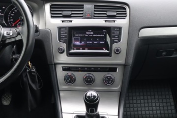 Volkswagen Golf VII Variant 1.6 TDI CR DPF BlueMotion Technology 105KM 2014 VW Golf 1.6 TDI, Salon Polska, Serwis ASO, Klima, zdjęcie 11
