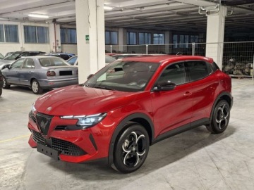 Alfa Romeo Junior SUV 1.2 Hybrid 145KM 2026 ALFA ROMEO Junior Sprint Hatchback 1.2 (145 KM) 2026, zdjęcie 1
