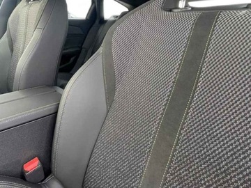 Peugeot 308 III 2025 Od ręki - GT e-DCS 1.2 mHEV 145KM / Pakiet Bezpieczeństwa, zdjęcie 4