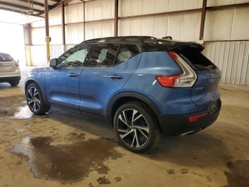 Volvo XC40 Crossover 2.0 T5 247KM 2020 Volvo XC 40 2020 VOLVO XC40 T5 R-DESIGN 2.0 Benzyna 248KM, zdjęcie 2