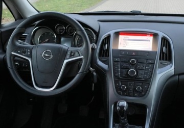 Opel Astra J Sports Tourer Facelifting 1.6 CDTI ecoFLEX 110KM 2015 Opel Astra J 1.6 CDTI, Nowy ROZRZAD 1.6 Diesel 110KM, zdjęcie 10