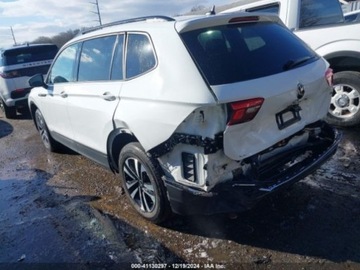 Volkswagen Tiguan II 2022 Volkswagen Tiguan 2022 VOLKSWAGEN TIGUAN 2.0T S 2.0 Benzyna 184KM, zdjęcie 3