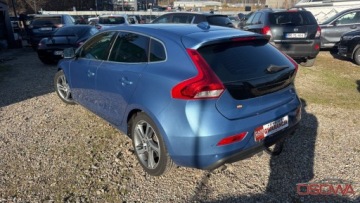 Volvo V40 II Cross Country D3 150KM 2015 Volvo V40 2.0d3 204KM bi xenon asyst.park Navi kamera panorama zamiana 1, zdjęcie 3