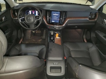 Volvo XC60 II 2024 Volvo XC 60 Plus 2024 2.0l 2.0 Benzyna 247KM, zdjęcie 8