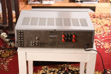 Wzmacniacz Yamaha AX-530