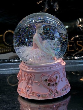 БАЛЕТНОЕ ПЛАТЬЕ СИДА МЯЧ ПОДАРОК ​​МУЗЫКАЛЬНАЯ ШКАТУЛКА МЕЛОДИЯ ЛЕБЕДИНОЕ ОЗЕРО