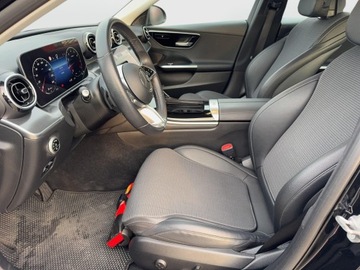 Mercedes Klasa C W206 Limuzyna 1.5 180 170KM 2021 Mercedes-Benz C 180 C 180 Pakiet Avangarde - Hak h, zdjęcie 16