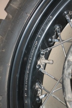 TRIUMPH SCRAMBLER 900 ЗАДНИЙ ОБОД