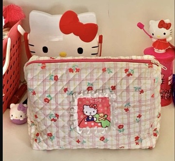 Kawaii Hello Kitty Cosmetic Bag Portable Travel