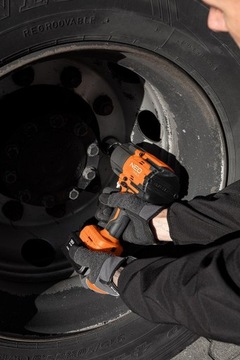 МЕНЬШЕ-СВОБОДНЫЙ УДАРНЫЙ КЛЮЧ 1100 НМ АККУМУЛЯТОРНЫЕ ИНСТРУМЕНТЫ ENERGY+ 18 В NEO