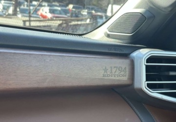 Toyota Tundra II 2022 Toyota Tundra Toyota Tundra 3.4 Benzyna 389KM, zdjęcie 23