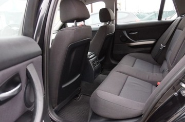 BMW Seria 3 E90-91-92-93 Touring E91 2.0 318d 143KM 2010 BMW Seria 3 2.0 Diesel 143 KM, Lift, Automat, Klimatronic, Biksenon 2.0, zdjęcie 23
