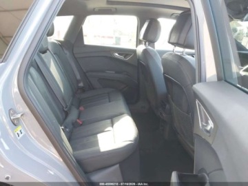 Audi Q4 2023 Audi Q4 e-tron Premium 40 Rwd 2023 Elektryczny 201KM, zdjęcie 15