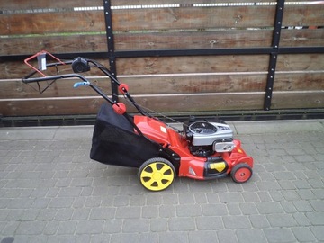 Kosiarka spalinowa Wolf Garten Briggs&Stratton 850 z napędem