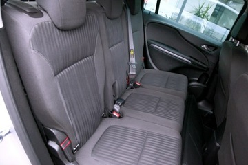 Opel Zafira C Tourer 1.4 Turbo ECOTEC 140KM 2014 Opel Zafira BiXenon|2x Park|6 Bieg| Navi|7 Foteli, zdjęcie 17