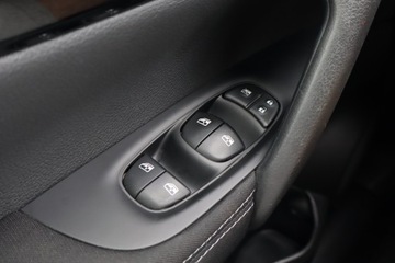 Nissan Qashqai II Crossover Facelifting 1.2 DiG-T 115KM 2018 Nissan Qashqai 1.2 DIG-T, Salon Polska, Klima, zdjęcie 18