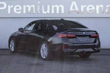 BMW Seria 5 G90-91 Touring 2.0 520d 197KM 2026 BMW 520 xDrive Limuzyna - DEMO - Koła zimowe w, zdjęcie 7
