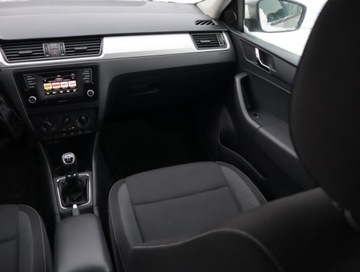 Skoda Rapid II Spaceback 1.6 TDI 115KM 2016 Skoda Rapid Spaceback 1.6 TDI, Salon Polska, zdjęcie 7